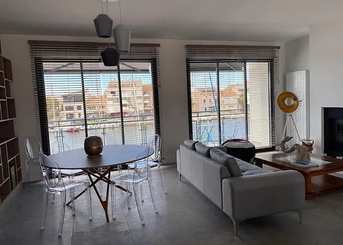 Maison Entre Port Et Mèze